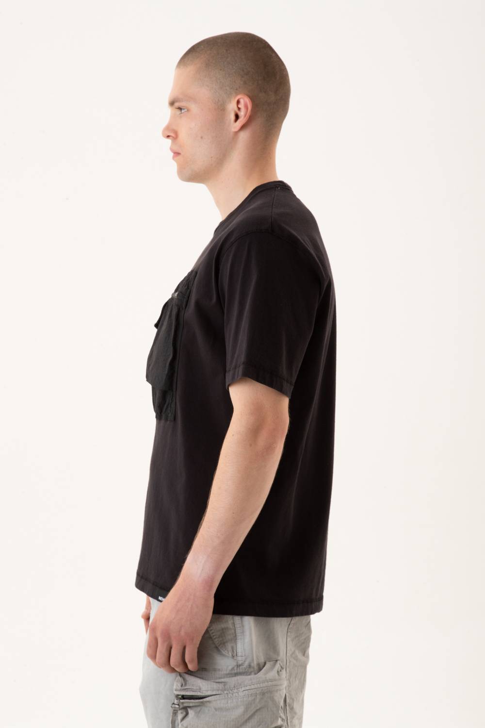 NemeN NMN_E23152T_111 [KEL – CHEST POCKET TSHIRT] Promozione