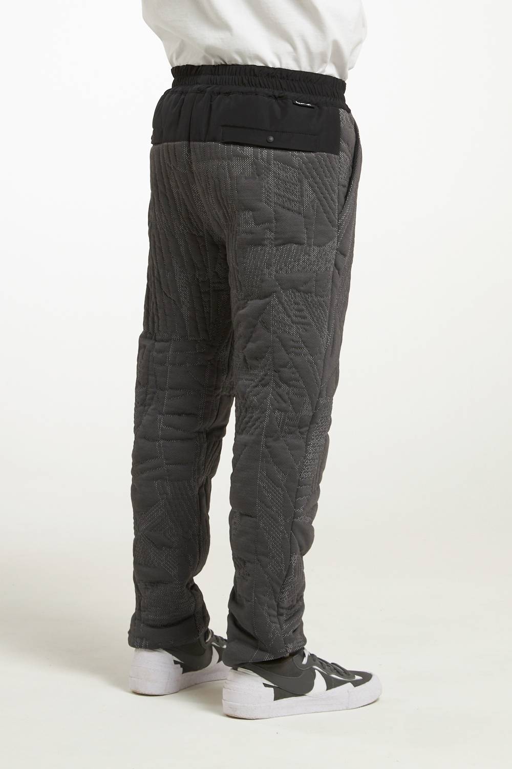 NemeN NMN_I22241P_170 [SET – 3D KNITTED PANT] Vendita Calda