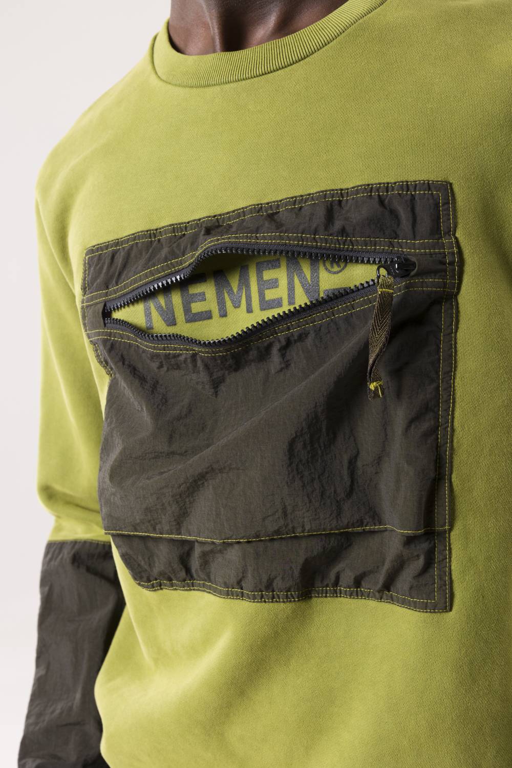 NemeN NMN_E22130F_207 [JYNX CHEST POCKET SWEATSHIRT] Economico
