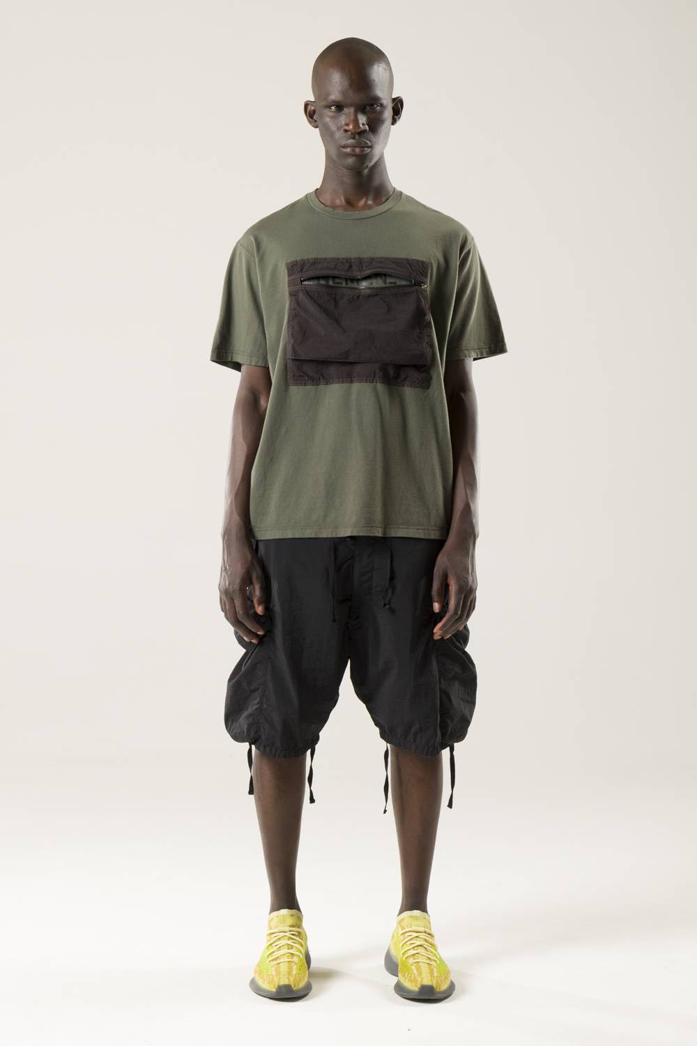 NemeN NMN_E22135T_068 [KEL CHEST POCKET T-SHIRT] Vendita Calda