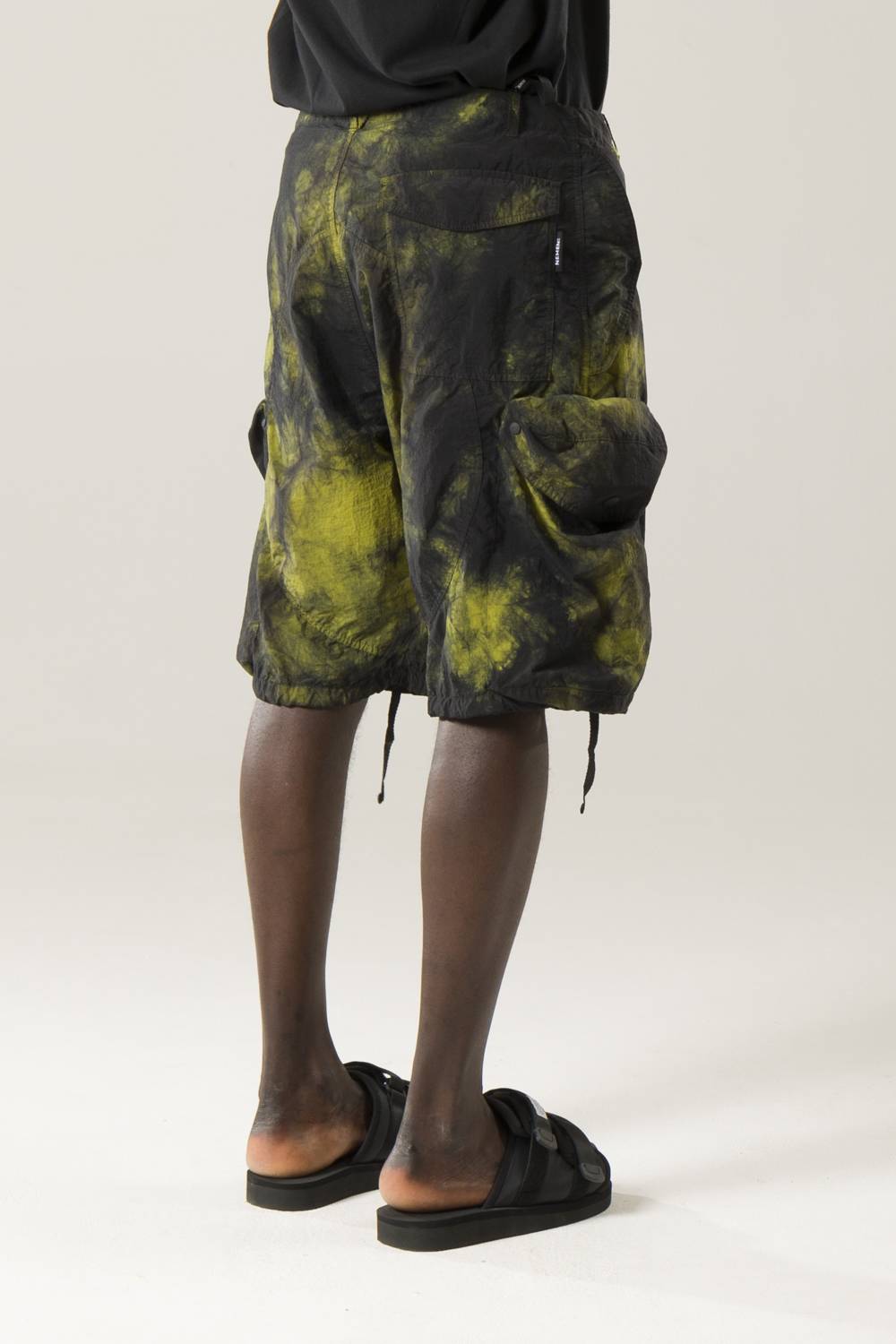 NemeN NMN_E22034P/1_158 [FLOW TIE DYE CARGO SHORT] Pezzi Unici