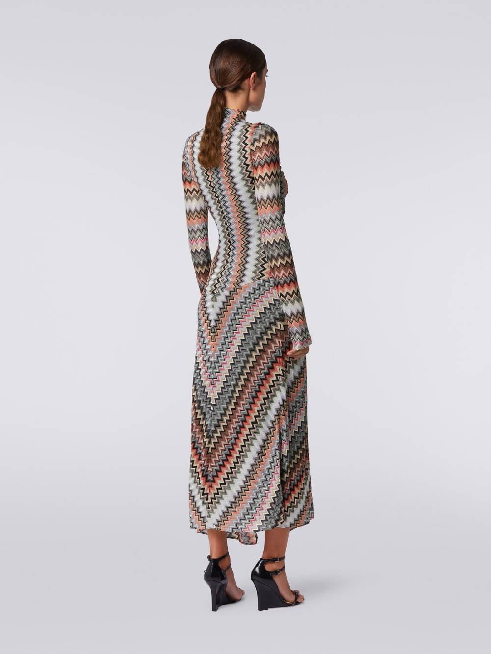 Missoni Abito lungo in cotone e viscosa zig zag con dettaglio cut-out e spacco Saldi