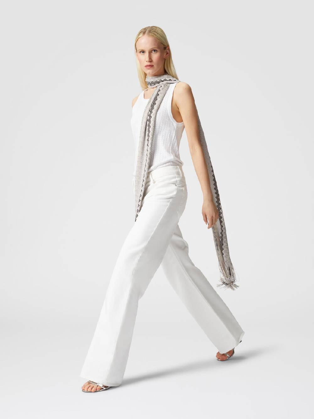 Missoni Sciarpa in misto viscosa con motivo a onde e frange Online