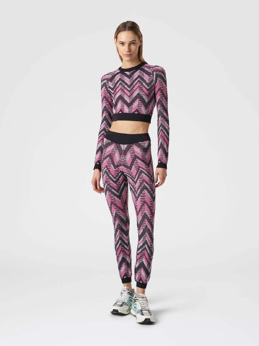 Missoni Crop top a maniche lunghe in maglia chevron con logo