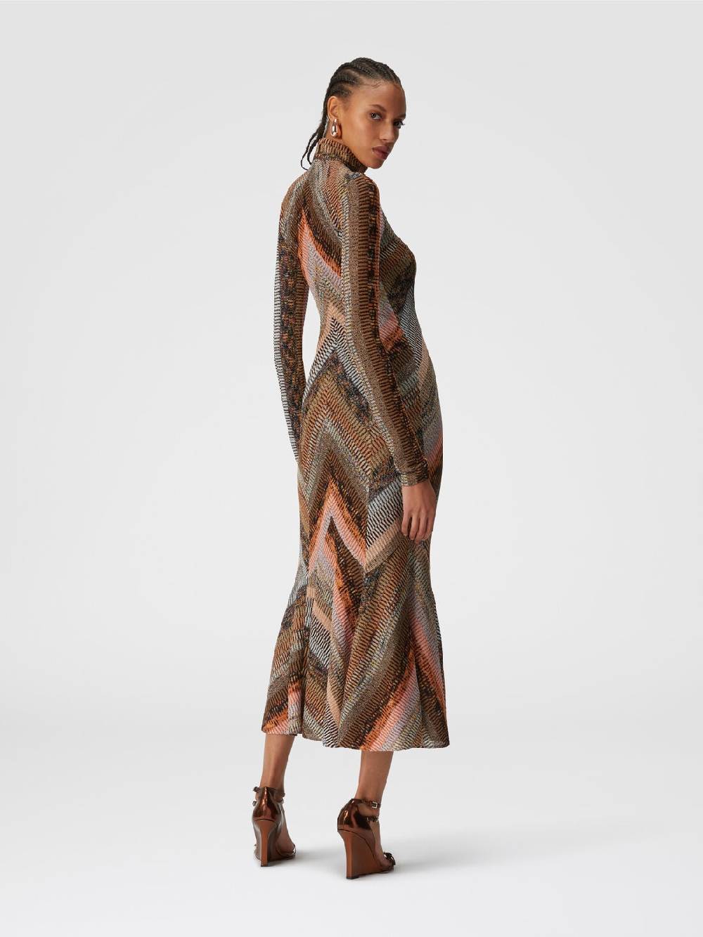 Missoni Abito lungo con fondo svasato e collo a lupetto con zip In Linea