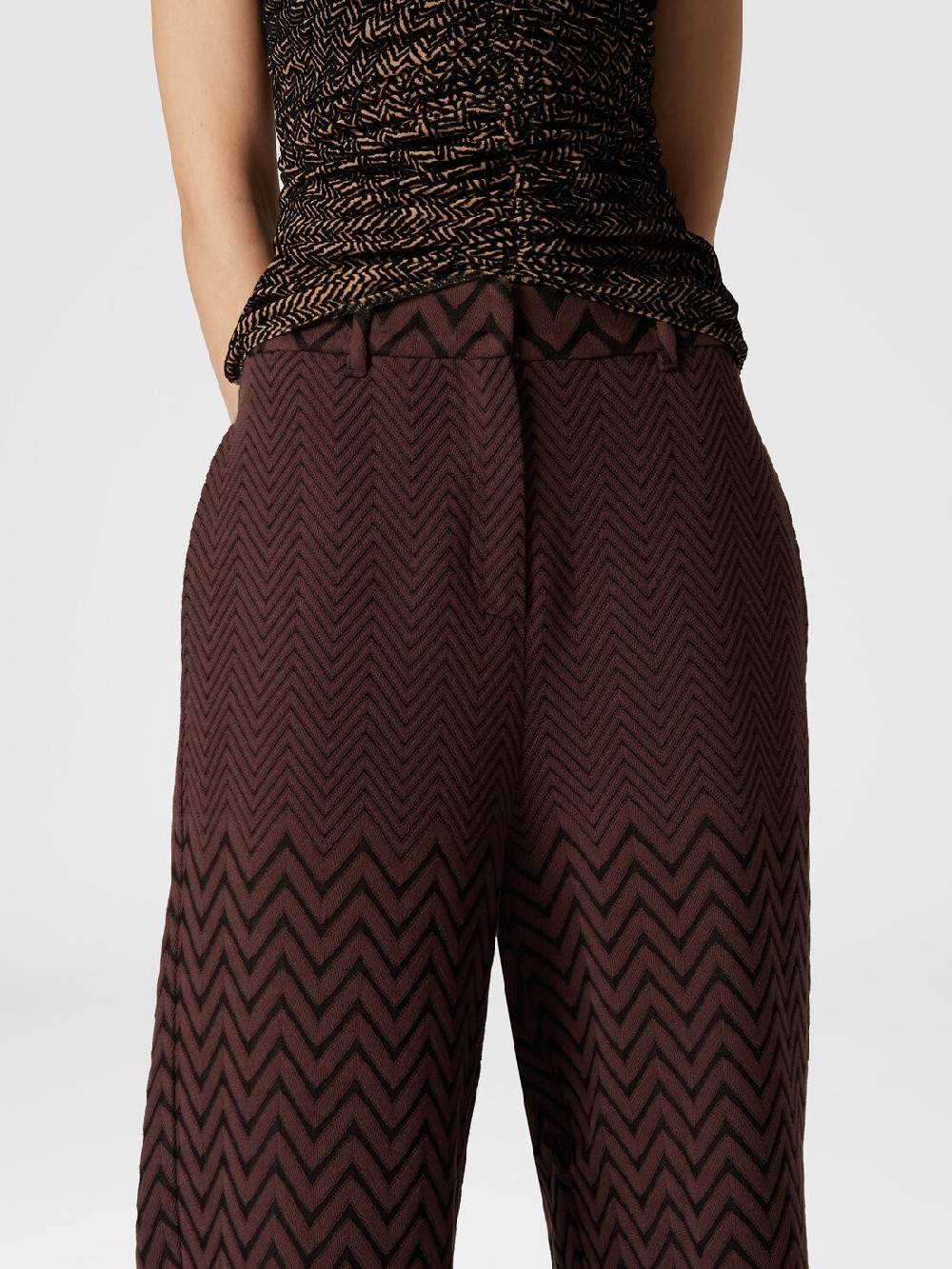 Missoni Pantaloni classici in cotone e viscosa zig zag Sconto