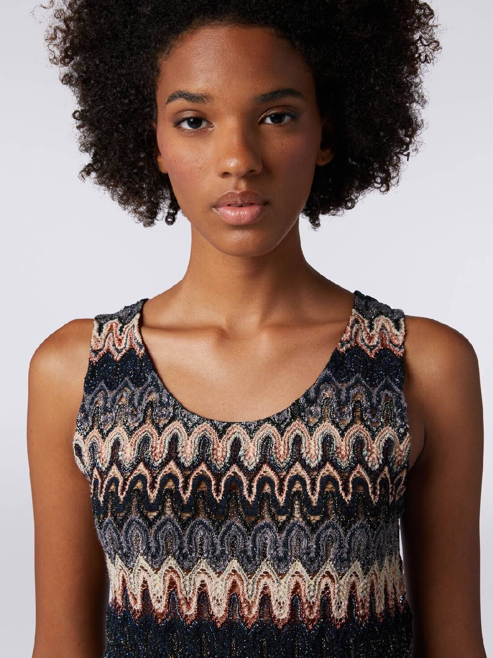 Missoni Canottiera in misto viscosa lamé con motivo a onde Sconto