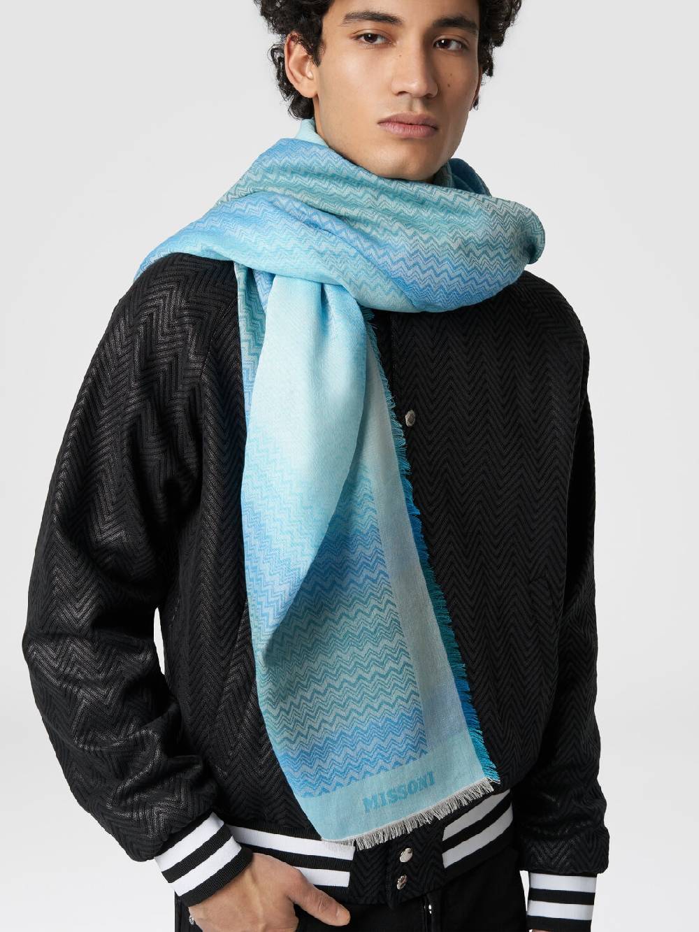 Missoni Foulard in cotone con motivo zig zag e bordi sfrangiati Shopping online
