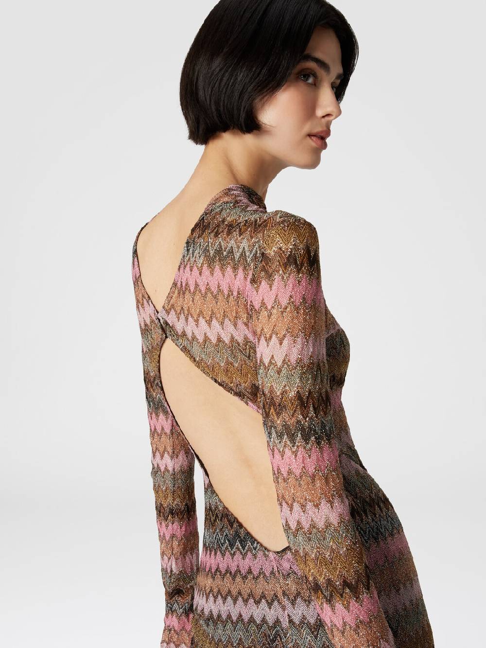 Missoni Abito lungo in viscosa chevron e lurex con dettaglio cut out Presa