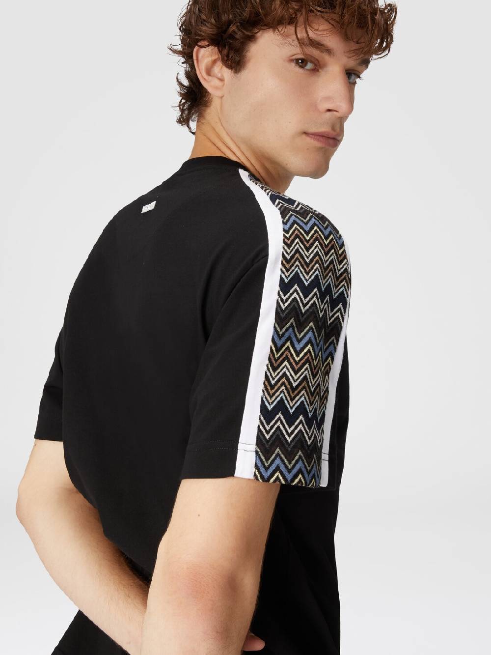 Missoni T-shirt in jersey di cotone con inserti zig zag Latest fashion