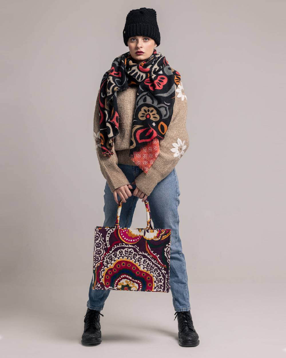Ordi.to Accessori GAUGUIN NERA - Sciarpa in lana Fino Al -60%
