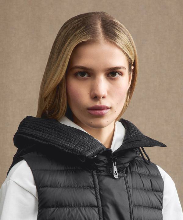 Peuterey Gilet imbottito con ampio cappuccio Moda