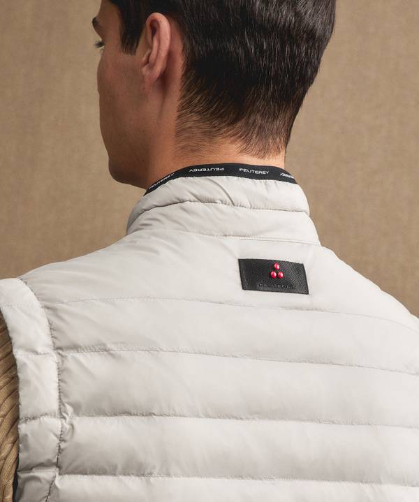 Peuterey Gilet imbottito superleggero e semilucido Novità