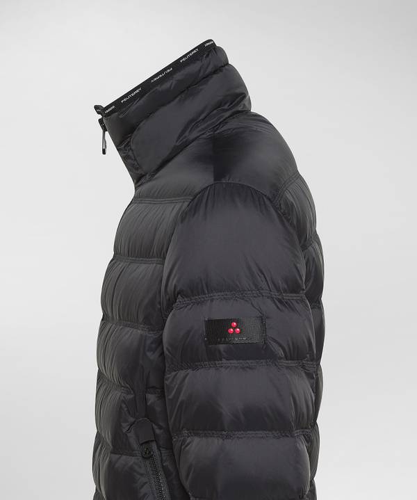 Peuterey Piumino Sportivo In Nylon Riciclato In Saldo