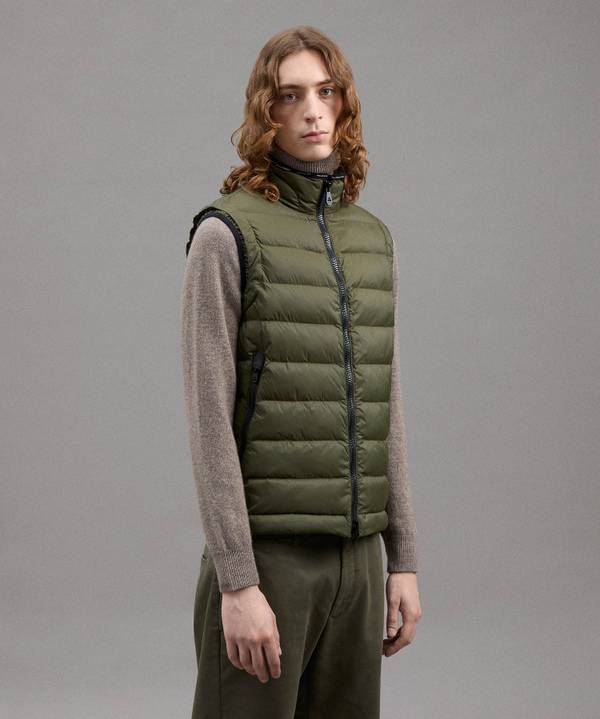 Peuterey Gilet Superleggero In Nylon Riciclato Italia
