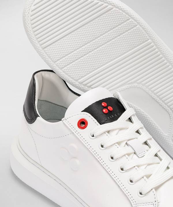 Peuterey Sneaker In Pelle Con Logo Goffrato Italia