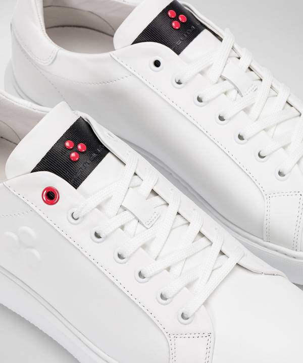 Peuterey Sneaker in pelle di vitello Offerte giornaliere