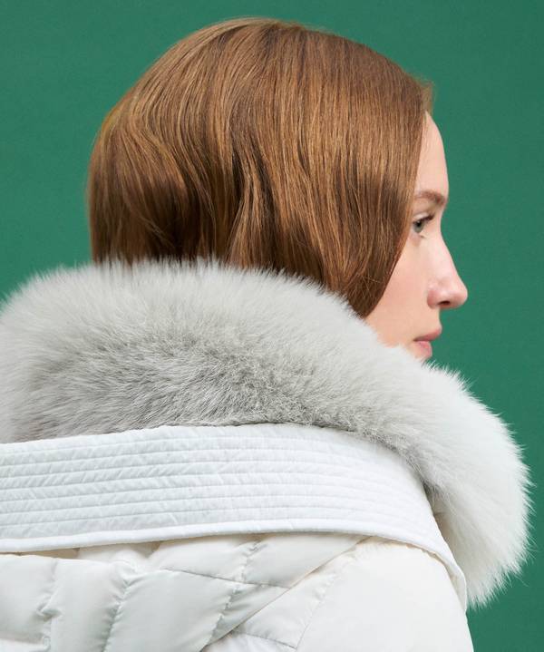 Peuterey Piumino Lungo Con Pelliccia In Tono Colore Latest fashion