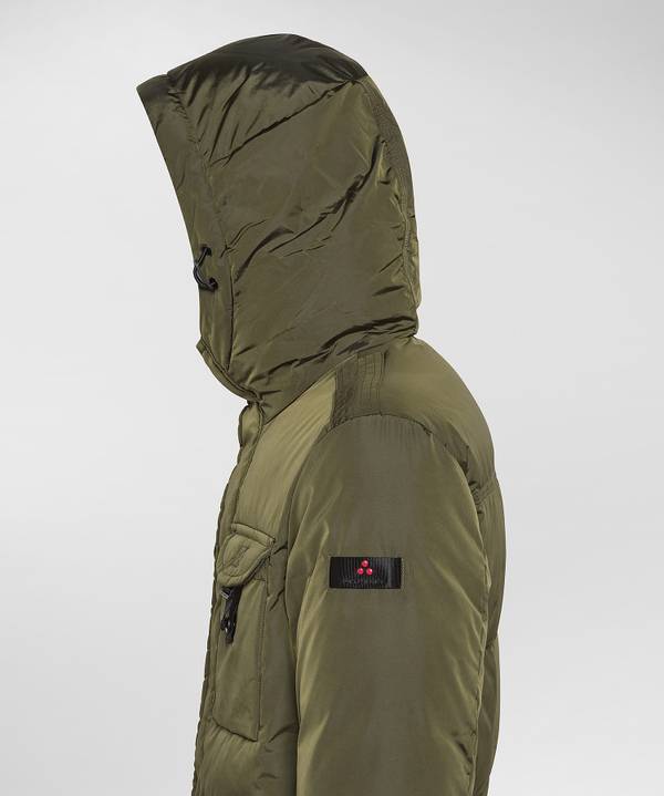 Peuterey Field Jacket In Taffeta’ Con Cappuccio In Pelliccia Fino al 65% di sconto