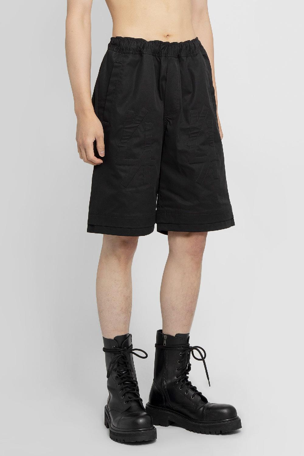 Antonioli 44 LABEL GROUP MAN BLACK SHORTS Vendita