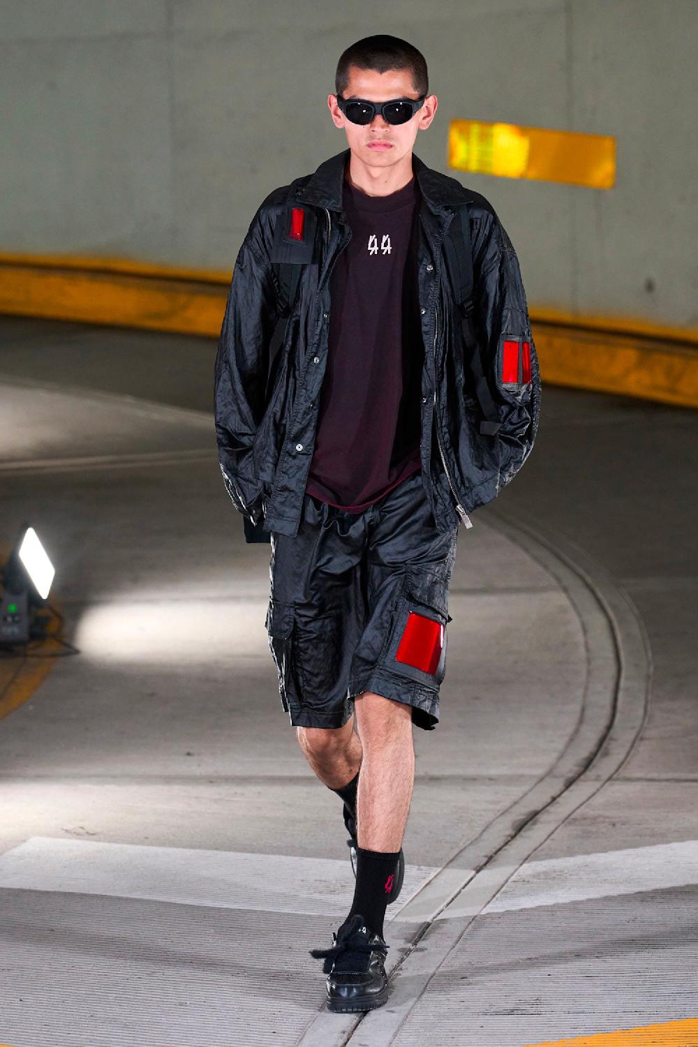 Antonioli 44 LABEL GROUP MAN BLACK SHORTS & SKIRTS Soddisfazione Garantita