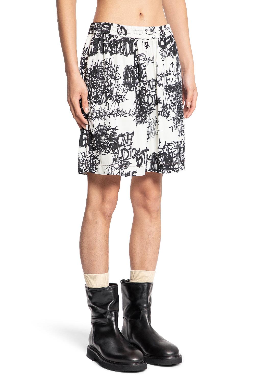 Antonioli ACNE STUDIOS MAN MULTICOLOR SHORTS & SKIRTS Saldi Di Fabbrica