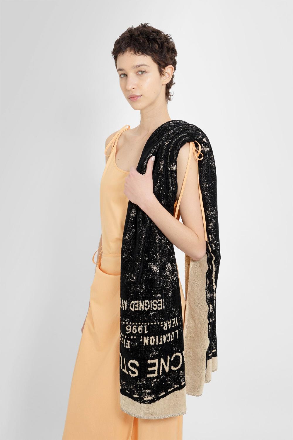 Antonioli ACNE STUDIOS WOMAN MULTICOLOR SCARVES Qualità