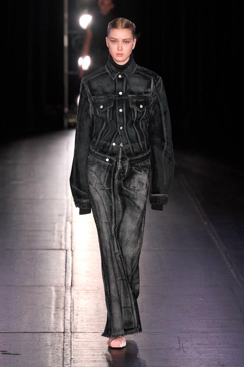 Antonioli ALAINPAUL WOMAN BLACK JACKETS Nuova