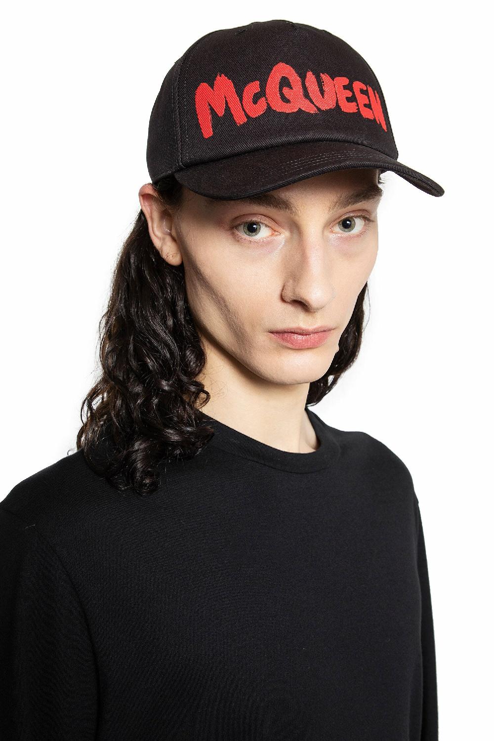 Antonioli ALEXANDER MCQUEEN MAN BLACK HATS Novità