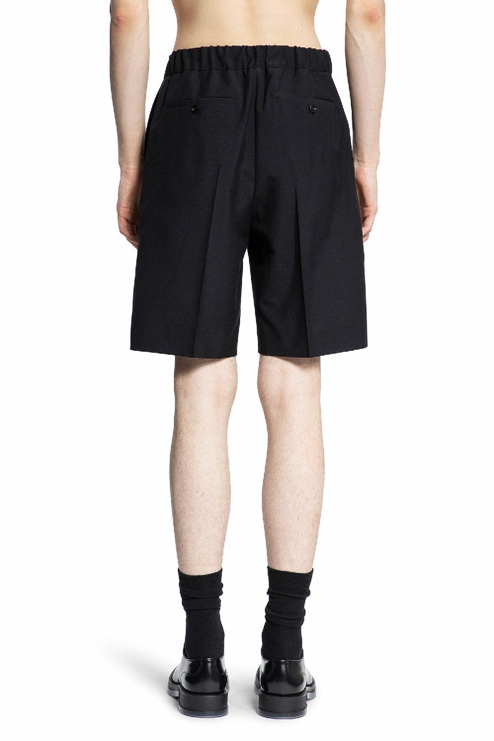 Antonioli ALEXANDER MCQUEEN MAN BLACK SHORTS & SKIRTS Vendite Flash
