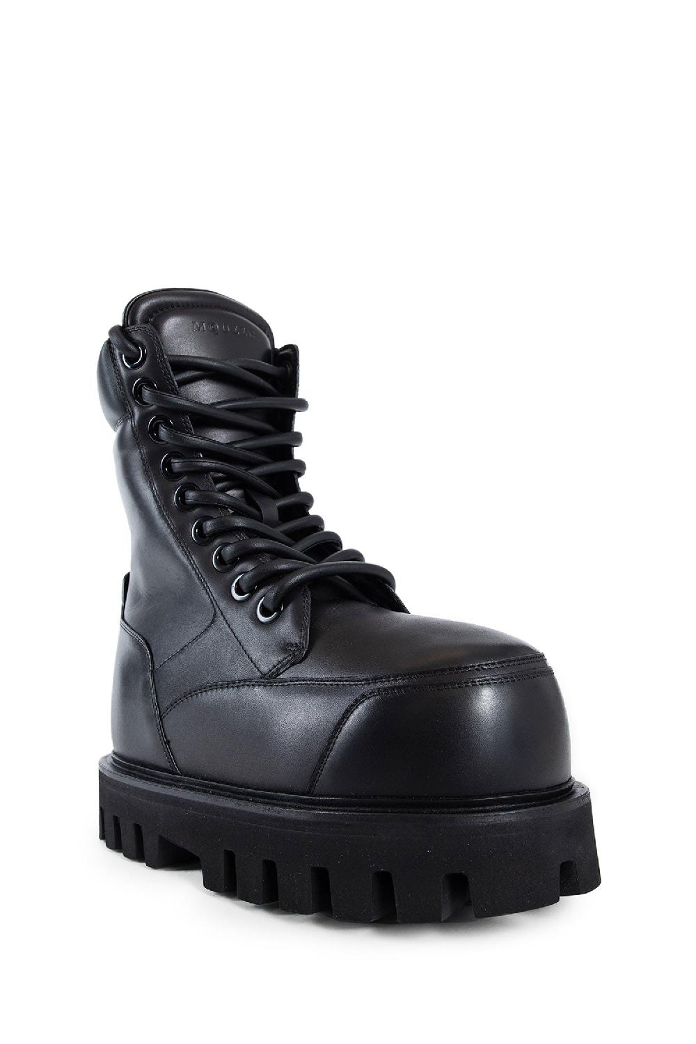 Antonioli ALEXANDER MCQUEEN WOMAN BLACK BOOTS Affare Del Giorno