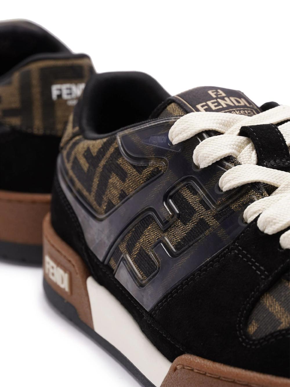 FENDI Fendi match sneakers Sconto