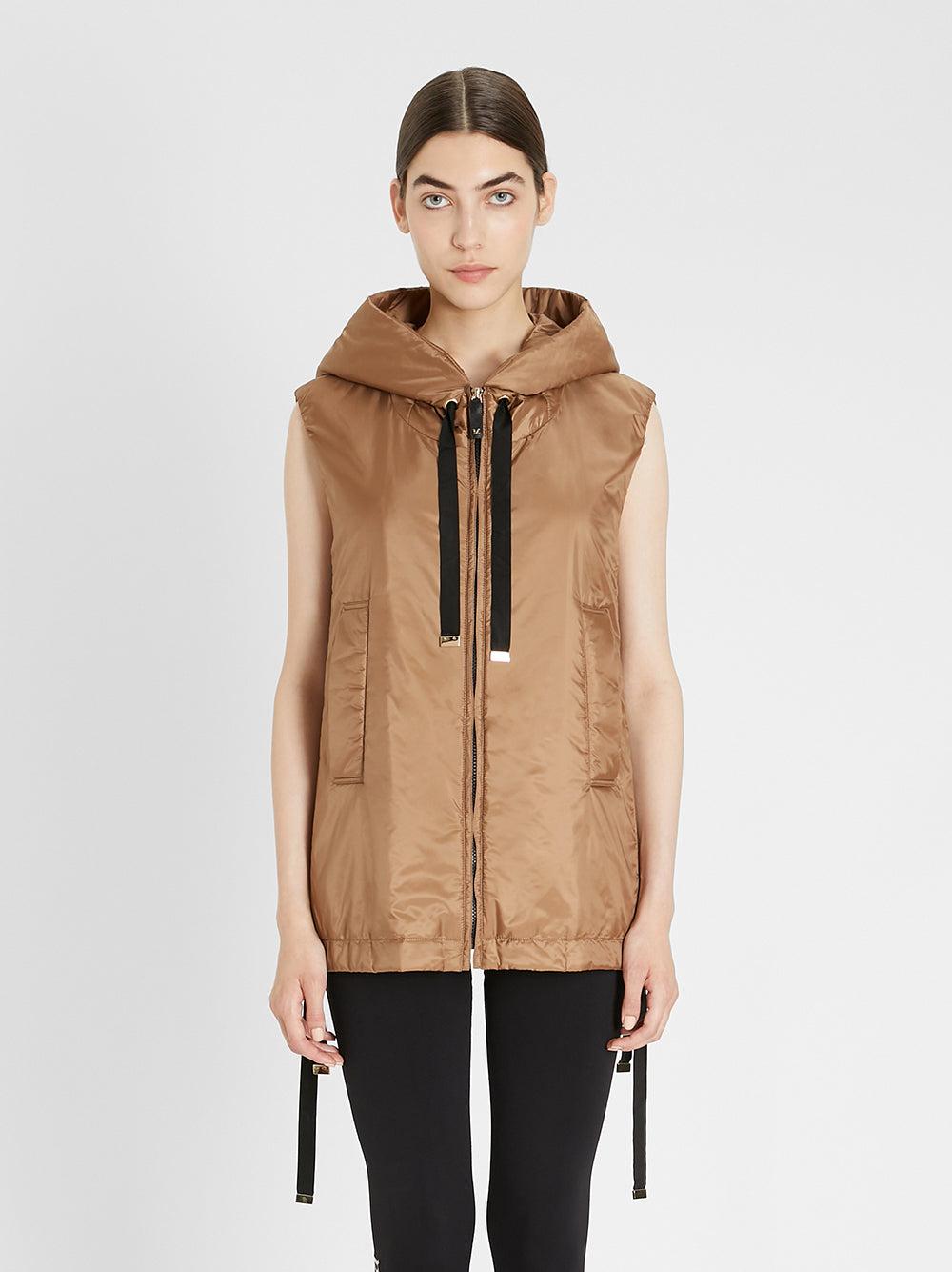 Max Mara Waterproof technical canvas vest Qualità Garantita