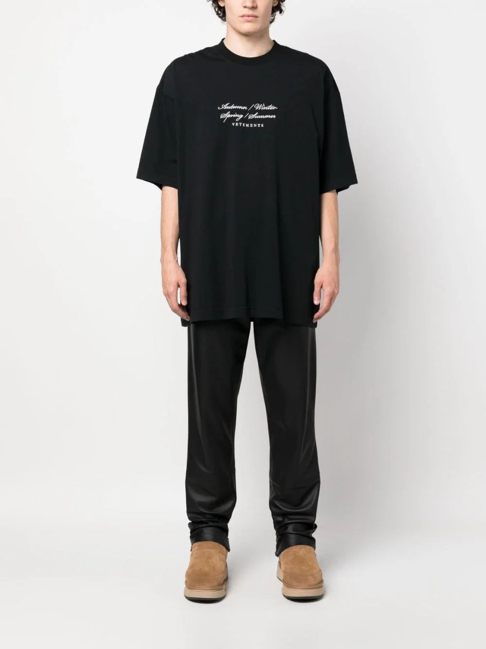 VETEMENTS 4 seasons logo t-shirt Saldi