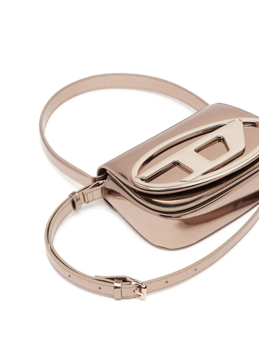 DIESEL 1dr-iconic shoulder bag in mirrored leather Offerta per la Festa della Mamma