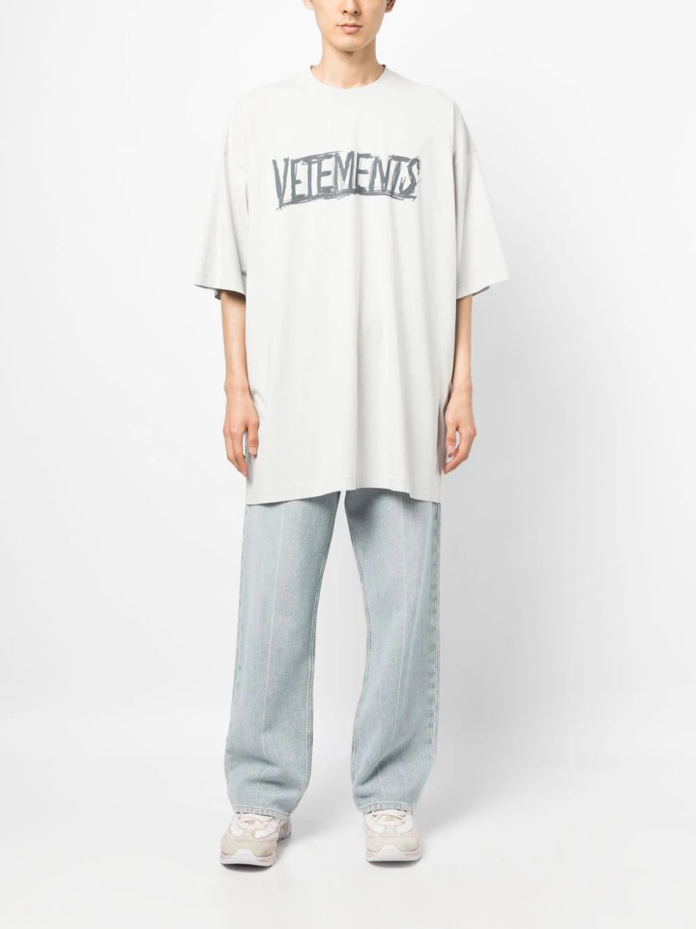 VETEMENTS Worldtour logo t-shirt Ultimi tre giorni