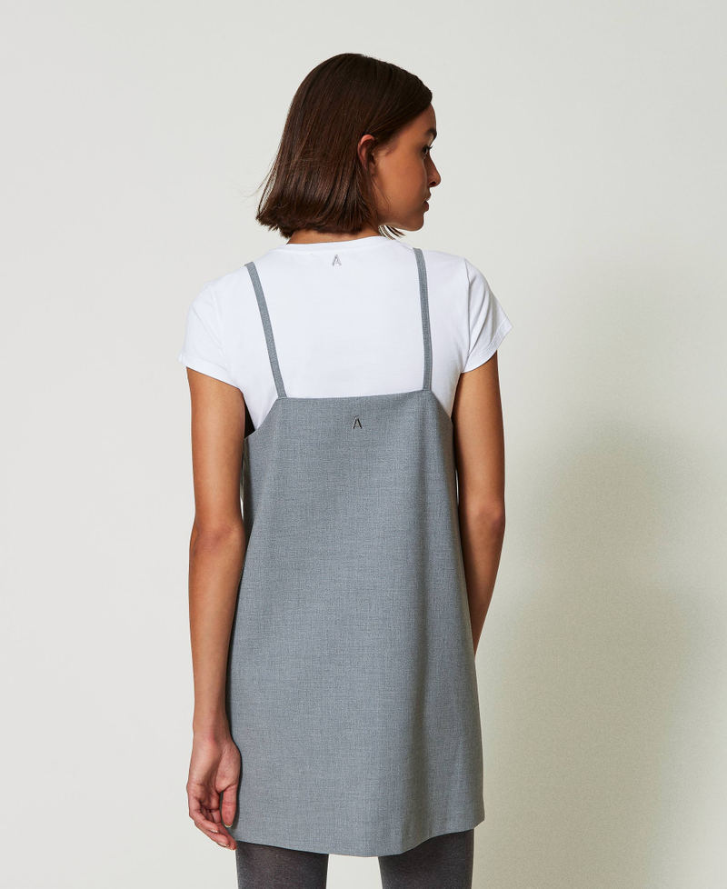 Scee by twin set Abito corto con ricami e T-shirt Saldi Di Fabbrica