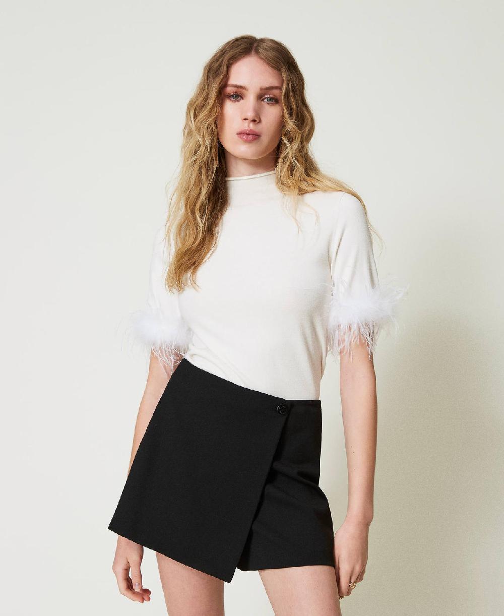 Scee by twin set Maglia lupetto con piume In Vendita