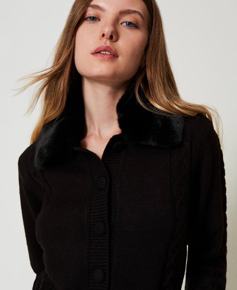 Scee by twin set Cardigan corto con collo in faux fur Consegna Veloce