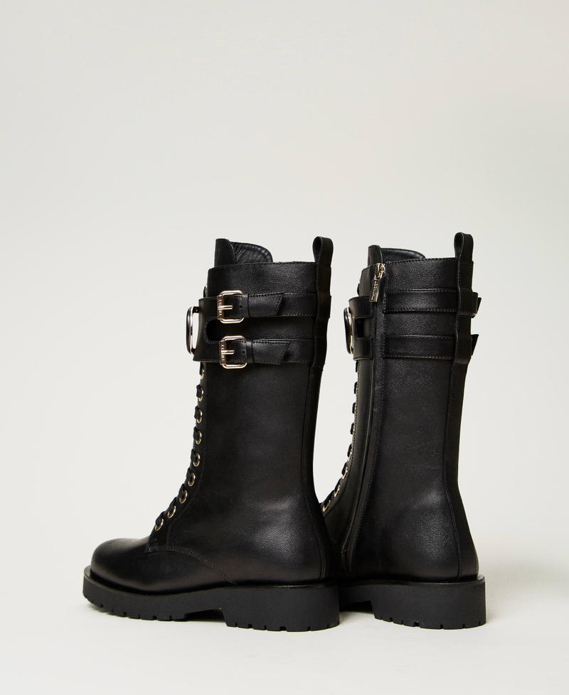 Scee by twin set Anfibi alti in pelle con Oval T Sottocosto