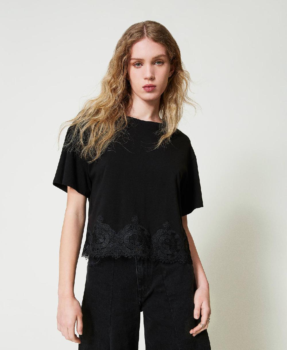 Scee by twin set T-shirt cropped con pizzo macramè Saldi