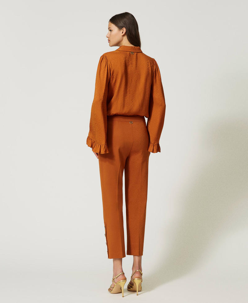 Scee by twin set Pantaloni cropped con bottoni Sconto