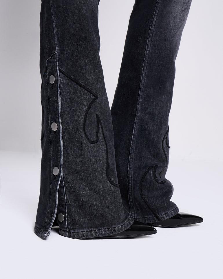 Silvian Heach Jeans a zampa Acquista Ora