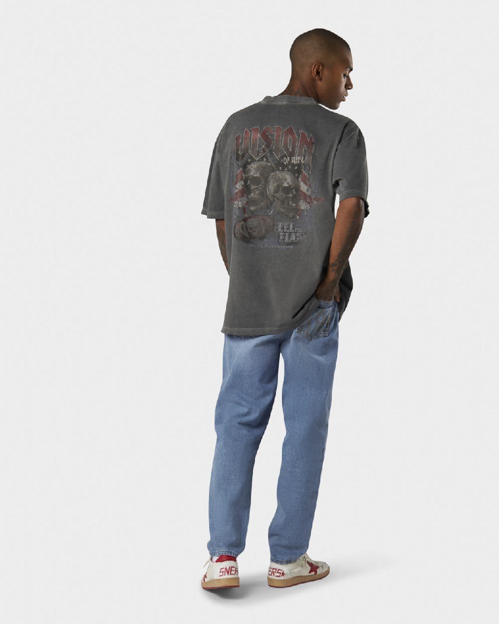 Vision Of Super COLD WASH T-SHIRT WITH COLORS FEEL ROCK SKULL PRINT ON BACK AND EMBROIDERED LOGO ON FRONT Acquista Ora